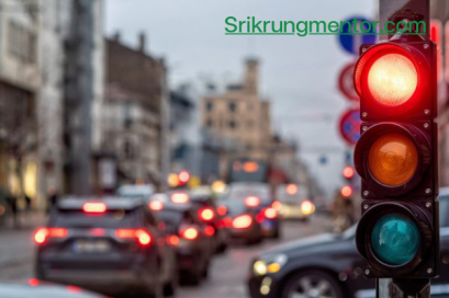 เกิดอุบัติเหตุจากการฝ่าไฟแดง เคลมประกันรถยนต์ได้ไหม