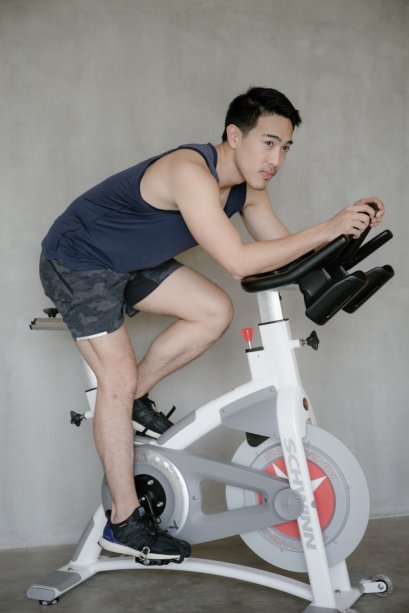 หลวง-พสุ ลิปตพัลลภ ร่วมกับเพื่อนสนิทเปิด สตูดิโอ สุดเก๋สำหรับนักปั่นจักรยาน 