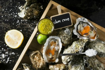 Oyster Extravaganza บุฟเฟต์หอยนางรม ที่โรงแรมเรเนซองส์ กรุงเทพฯ ราชประสงค์ 