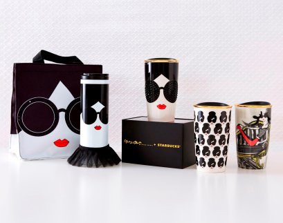 Starbucks เผยโฉมการกลับมาอีกครั้ง ของ alice + olivia คอลเลคชั่นสุดเฟี้ยว 