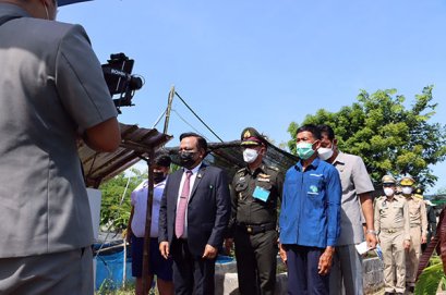 ร่วมเฝ้าฯ รับเสด็จ