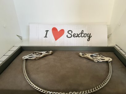 Nipple clamps