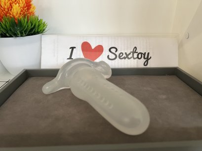 buttock enlargement silicone
