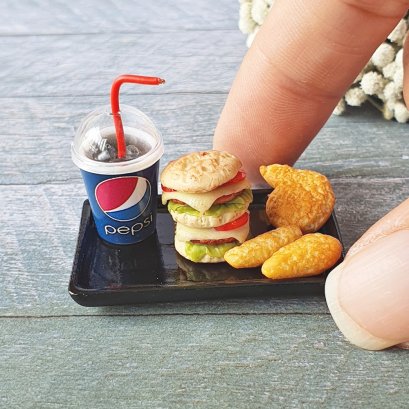 Miniatures Burger Fries Chicken KFC Pepsi Set