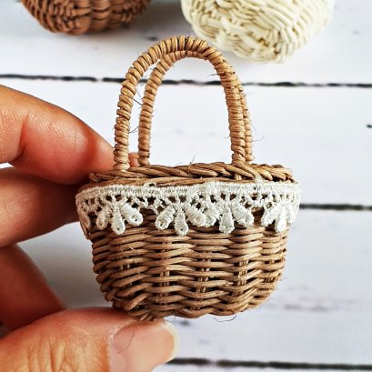 Dollhouse Miniatures Handmade Rattan Basket