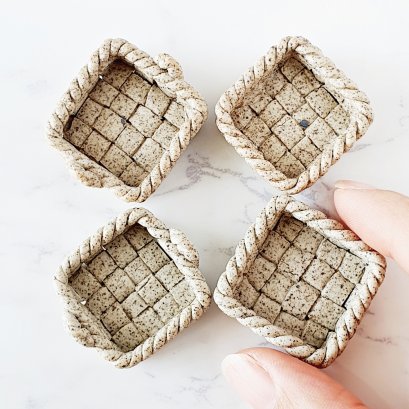 Beautiful Miniatures Ceramic Basket Set 4 Pcs