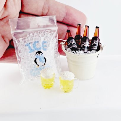 Miniature Beer and Ice Bucket Set - Dollhouse Decor