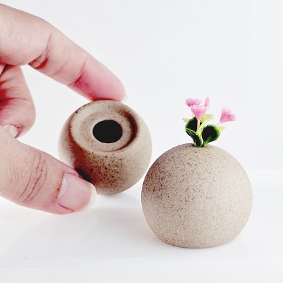 2 Pcs Handcrafted Miniature Ceramic Globe Pot - Home Decor