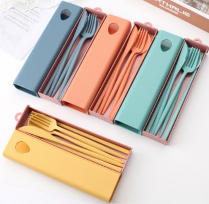 ชุดช้อนส้อมมีดตะเกียบ,ชุดช้อนส้อม