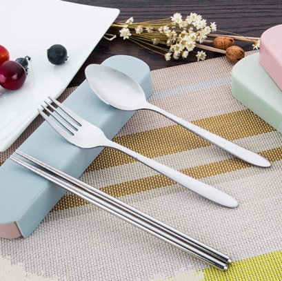 ชุดช้อนส้อมตะเกียบ