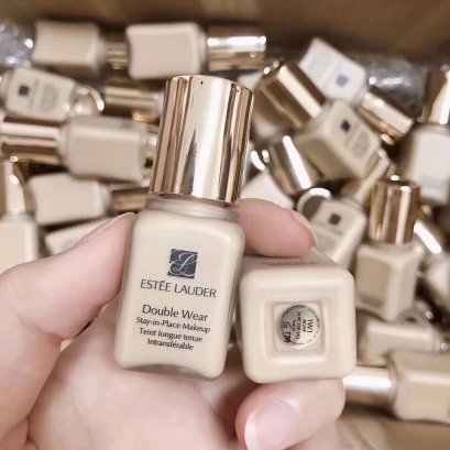 Estee Lauder Double Wear Stay-in-Place Makeup 7 ml. #1W1 Bone