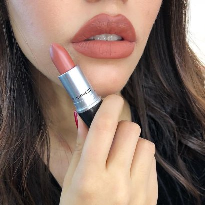 MAC MATTE LIPSTICK #617 VELVET TEDDY