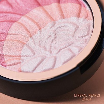 Merrez'Ca Mineral Pearls Blush 18g. #PK102 Lovely Cheek