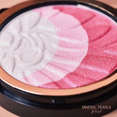 Merrez'Ca Mineral Pearls Blush 18g. #102 Sweetie Cheek
