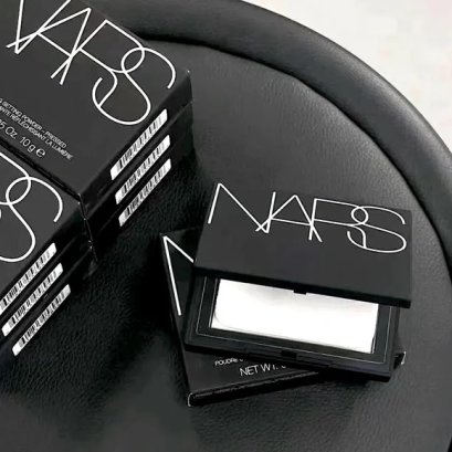 NARS Light Reflecting Pressed Setting Powder 10g.