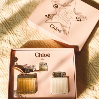 Chloe Eau De Parfum Set โบว์ครีม (3 ชิ้น)
