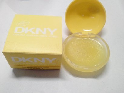 น้ำหอมแห้ง DKNY กล่องสีเหลือง ขนาด 12g