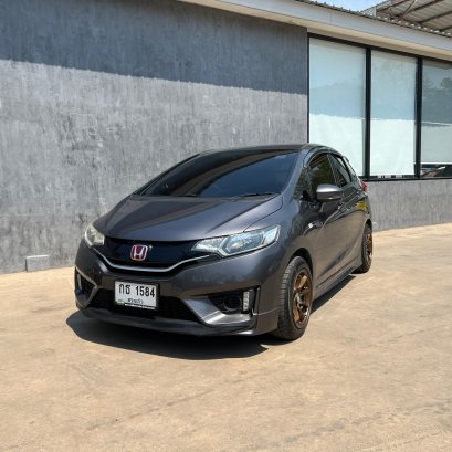 HONDA JAZZ 1.5 V ปี59