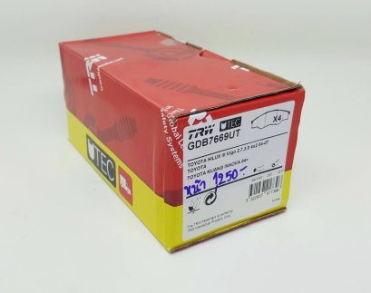 ผ้าเบรคหน้า TRW (VIGO , INNOVA ปี 04)