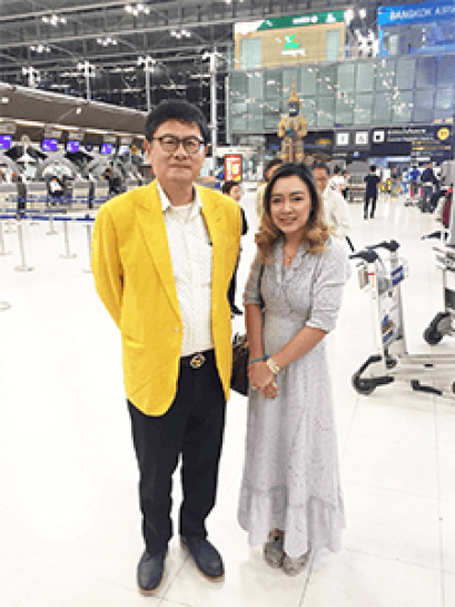 คณะทัวร์อินเดีย ศ.ดร.เอนก เหล่าธรรมทัศน์