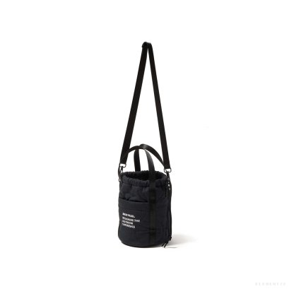 QUILTED RIPSTOP POUCH ( BLACK )