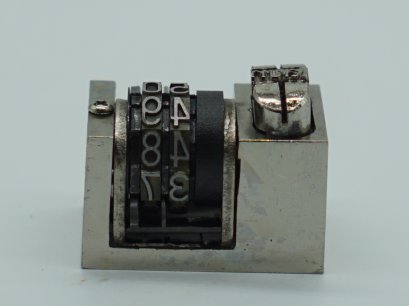 นัมเบอร์ริ่ง เลขที่ 50-01 ตีธง ฟอนต์สูง 5 มิล