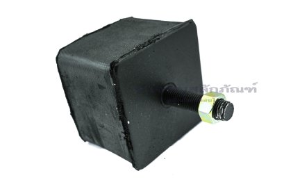 ลูกยางแท่นเครื่องทรงสี่เหลี่ยม  สำหรับกันสะเทือน ขนาดยาง 62x52 เกลียว M10x38