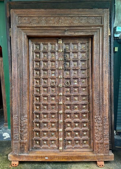 XL59 ประตูอินเดียบานใหญ่แต่งทองเหลือง