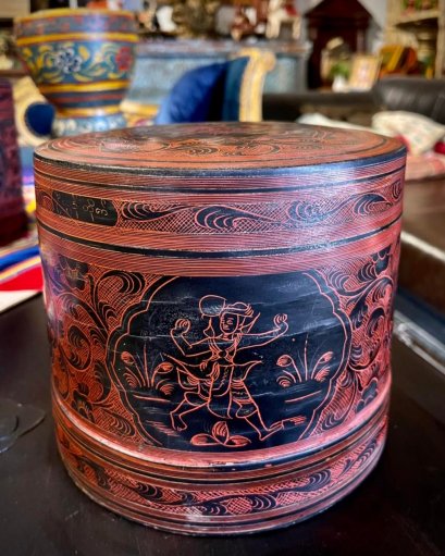 DCI13 Burmese Antique Painted Pot with Lacquer