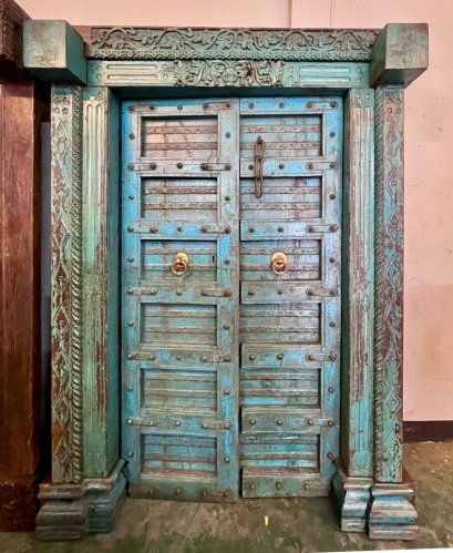 M48 Colonial Door in Blue Color