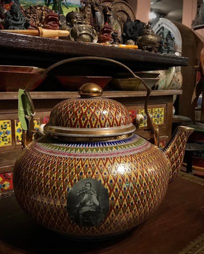 DCI72 The 5th King Golden Teapot