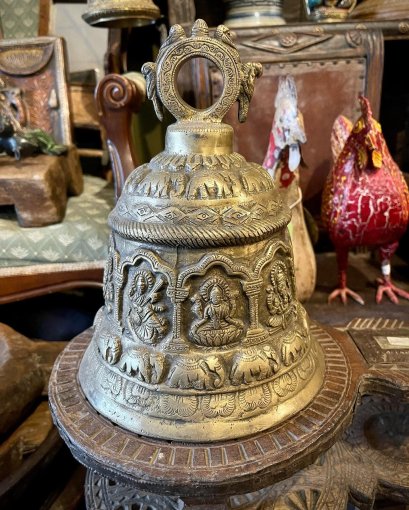 BRI50 Exclusive Large Brass Door Hanging Bell