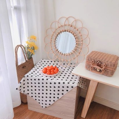 กระจกทรงกลมตกแต่งบ้านหวายถักรูปทรงดอกทานตะวัน Sun Flower (Korea)