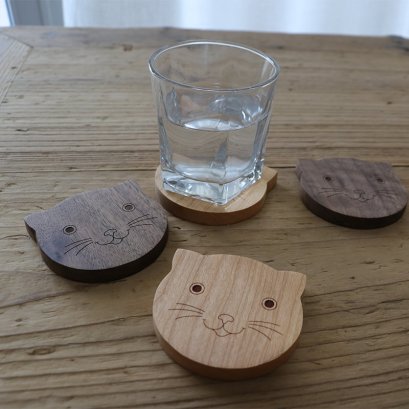 ที่รองแก้วน้ำ,แก้วกาแฟ รูปหน้าแมว Cat Face (งานไม้จริง) Hand Made