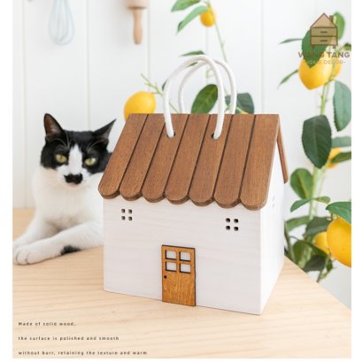 กล่องใส่ของไม้วางตั้งโต๊ะตกแต่งบ้านรูปทรงบ้านแบบเปิดฝาบน รุ่น Nordic Dream Cabin House (Small Size)