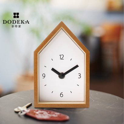 นาฬิกาตั้งโต๊ะไม้สนรูปทรงบ้าน Home Shape Minimal Clock ขนาด 7 &quot;