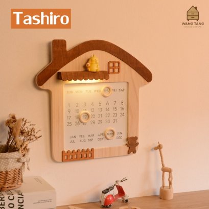 ปฏิทินไม้แขวนติดผนังรูปทรงรูปบ้าน Nordic สามารถเปลี่ยนวันที่ได้อิสระรุ่น Tashino มีไฟ LED แบบถ่าน
