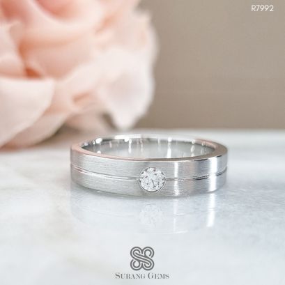 แหวนเพชรเม็ดเดี่ยว