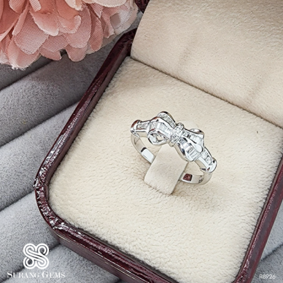 แหวนเพชรทรงโบว์