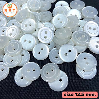 White pearl buttons, size 12.5 mm.