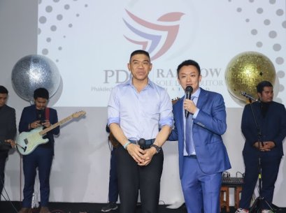 นาย ศรีสิงห์ สว่างทรัพย์ ประธาน บ.ภัคเดชา แอสเสท จำกัด จัดงานเลี้ยง Merry Christmas & Happy new year 2019