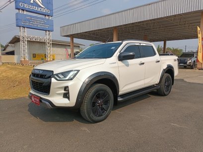 ISUZU D-MAX CAB-4 V-CROSS 3.0 M Ddi 4WD A/T 2020