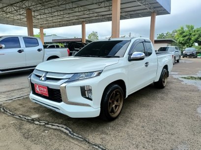 MITSUBISHI TRITON MEGACAB 2.5 GLX M/T 2021