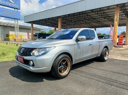 MITSUBISHI TRITON MEGACAB 2.5 GLX M/T 2019
