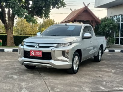 MITSUBISHI TRITON MEGACAB 2.5 GLX DID M/T 2021