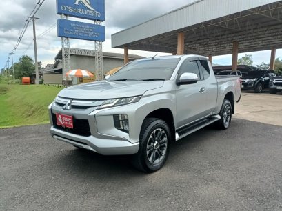 MITSUBISHI TRITON MEGACAB PLUS 2.4 GT MIVEC M/T 2020*