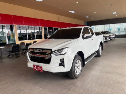 ISUZU D-MAX SPACECAB HI-LANDER 1.9 L DA Ddi M/T 2020