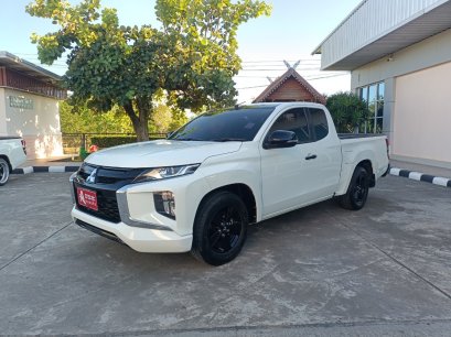 MITSUBISHI TRITON MEGACAB 2.5 GLX LTD EDIITON M/T 2021*