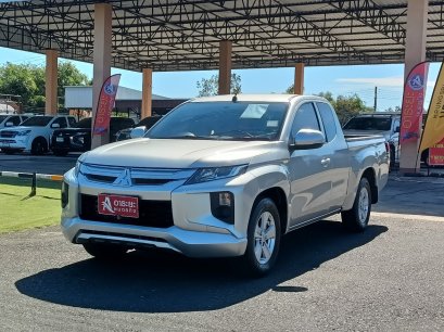MITSUBISHI TRITON MEGACAB 2.5 GL DID M/T 2022