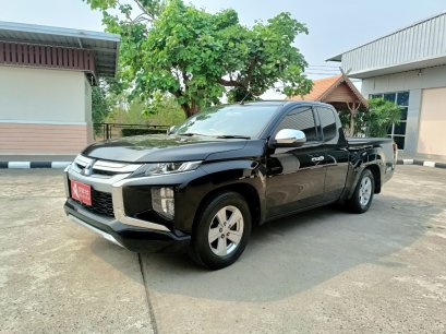 MITSUBISHI TRITON MEGACAB 2.5 GLX M/T 2022